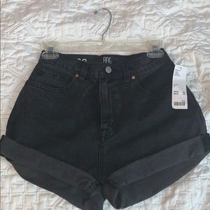 NWT Urban Outfitters BDG Mom Shorts